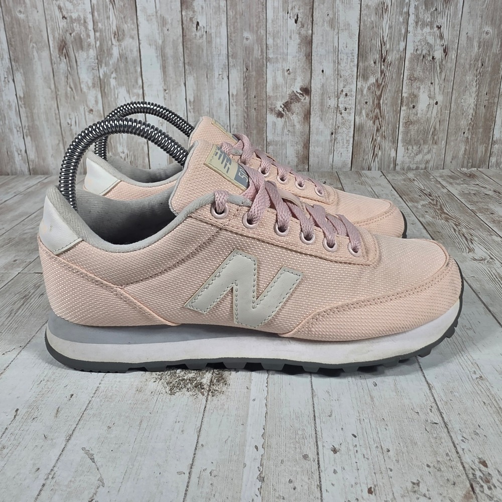 New Balance 501 Womens Peach Pink Cream Low Top Sneakers WL501GE Size 6.5